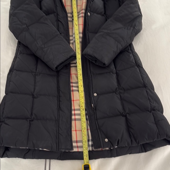 Burberry Women’s Black Quilted Marianne Puffer Jacket (Small) - Picture 6 of 8